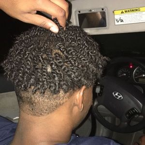 Meet your Posher, Dariel